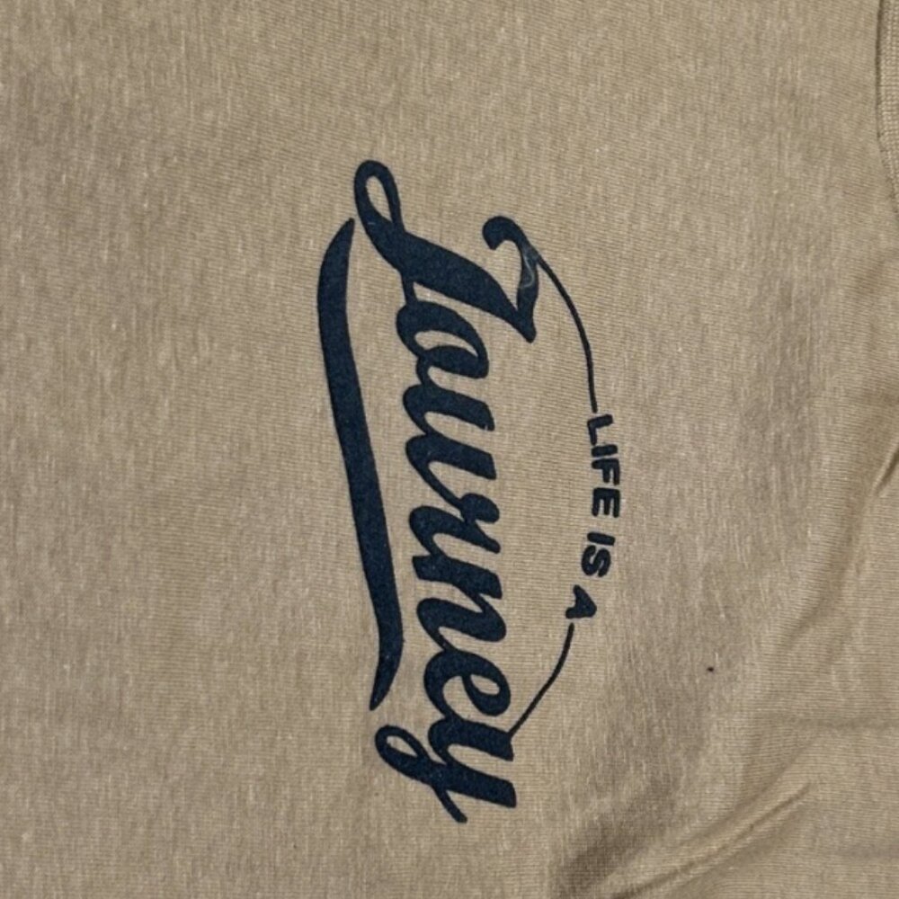 NEW LOT OF 4 GRAPHIC T SHIRTS MENS (SHORT SLEEVE) YELLOWSTONE /NATIONAL PARKS - Picture 9 of 11